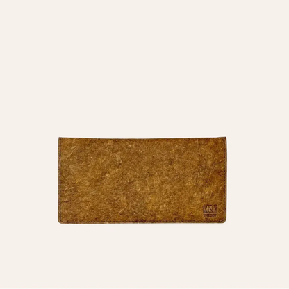 Texture de cuir végétal de pomme cognac, matière chaleureuse et responsable pour portefeuille cadeau – KoolKado