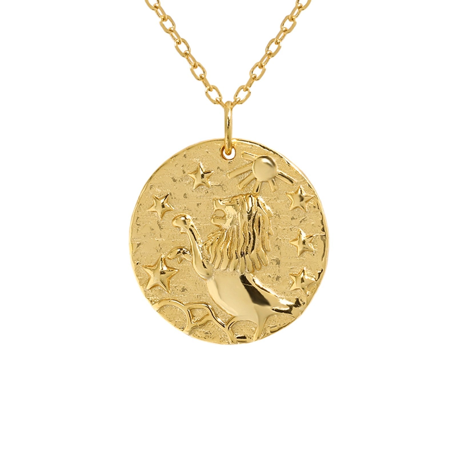 Collier plaqué or avec pendentif rond représentant un lion et un soleil, symbole du signe astrologique Lion, sur fond texturé avec étoiles. Idée cadeau femme.