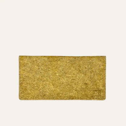 Texture de cuir végétal de pomme jaune naturel, matière responsable utilisée pour portefeuille cadeau – KoolKado