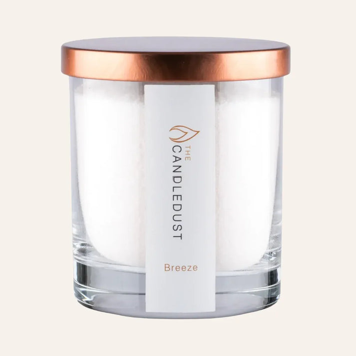 Idées cadeaux pour adulte : bougie parfumée Breeze Candledust en verre avec couvercle, élégante et prête à offrir