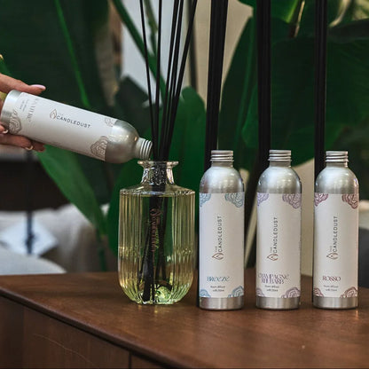 Idées cadeaux pour la maison avec diffuseur de parfum d’intérieur, parfait pour un intérieur végétalisé et contemporain.